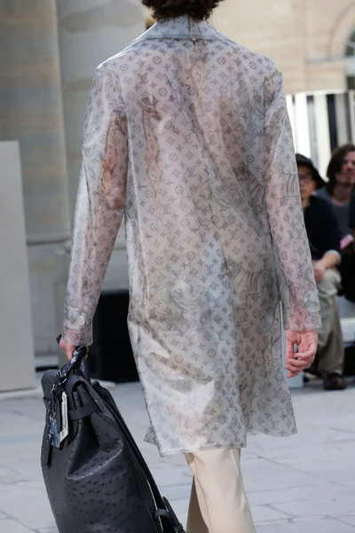Look 33
